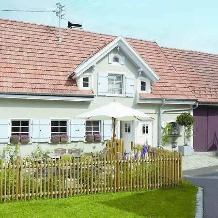 Holiday home Historic Schauberhof Built In 1747 *